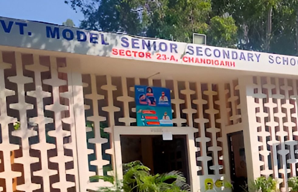 देश के सरकारी स्कूलों में नए प्रयोग, छात्रों के नतीजों में सुधार